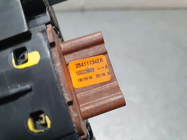 254111342R Interruptor de elevalunas delantera izquierda comprar Sevilla