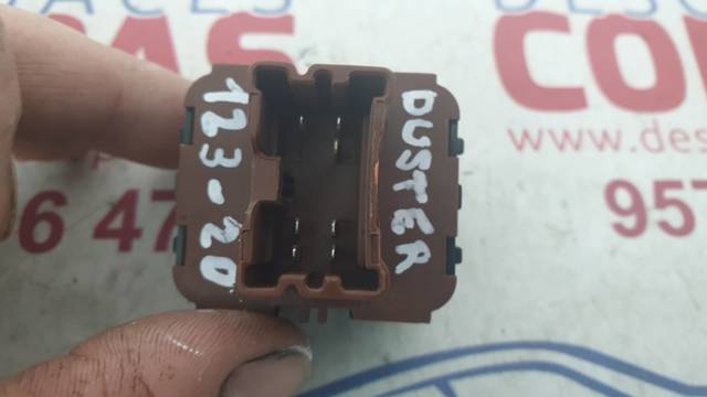 254111342R Unidad de control de elevalunas delantera izquierda  disponible Málaga