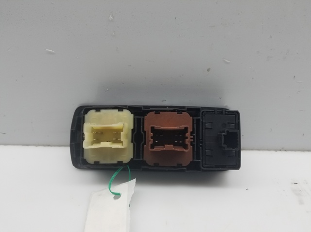 RENAULT 254111342R Interruptor de elevalunas delantera izquierda  en stock Salamanca