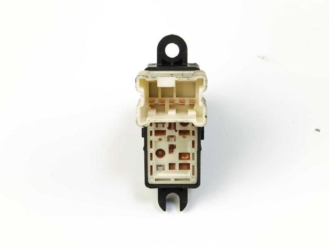 254111FA0A Botón de encendido del motor del elevalunas delantero derecho  disponible Utrera