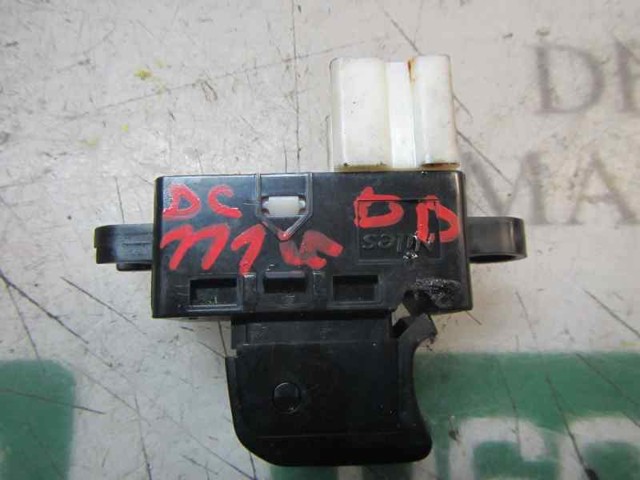 254111FA0A Botón de elevalunas delantero derecho  en stock Granada