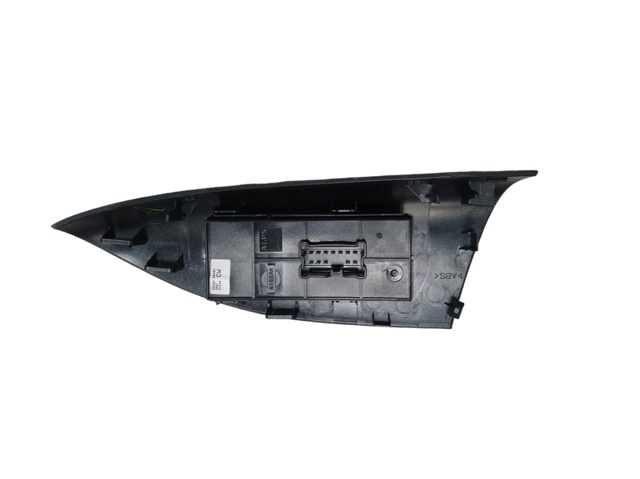 254111KA5A Botón de encendido del motor del elevalunas delantero derecho  disponible Málaga
