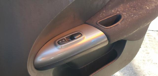 254111KA5A Botón de encendido del motor del elevalunas delantero derecho  comprar en Pontevedra