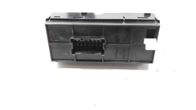 254111KA5A Botón de encendido del motor del elevalunas delantero derecho  disponible Utrera