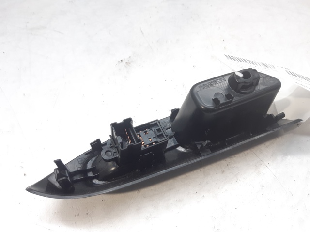 254111KL5A Botón de encendido del motor del elevalunas trasero  disponible Utrera