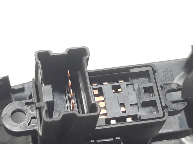 254111KL5A Botón de encendido del motor del elevalunas trasero  comprar en Reus