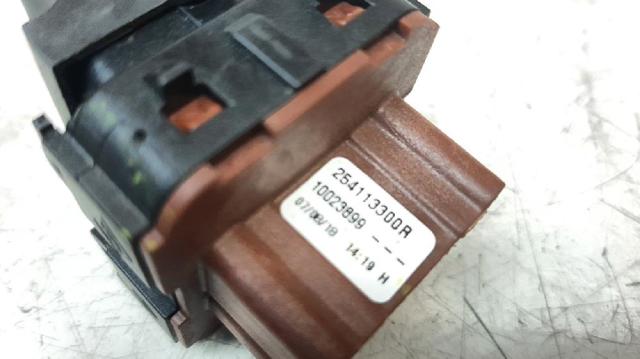 254113300R RENAULT Interruptor de elevalunas delantera izquierda  en stock Huelva