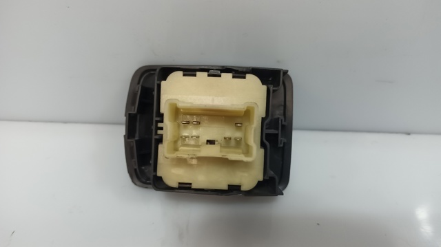 254117873R Interruptor de elevalunas delantera izquierda comprar Sevilla