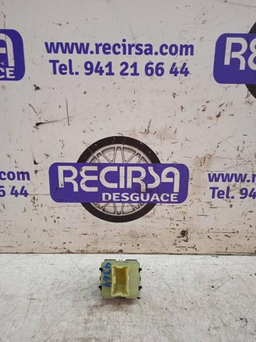254118044R Interruptor de elevalunas delantera izquierda comprar Girona