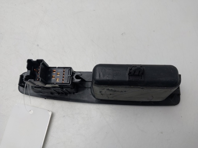 25411BR00A Botón de encendido del motor del elevalunas trasero  disponible Utrera