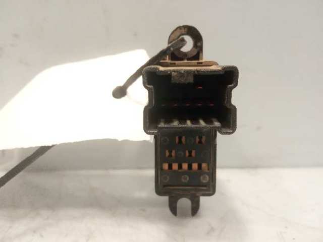 NISSAN 25411EA003 Botón de encendido del motor del elevalunas trasero  comprar en Murcia