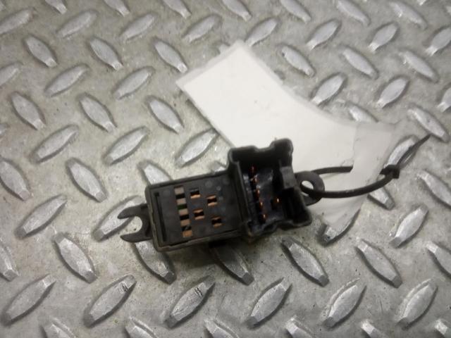 NISSAN 25411EA00A Botón de encendido del motor del elevalunas trasero comprar Pamplona