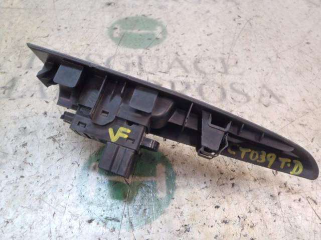 NISSAN 25411ED03A Botón de encendido del motor del elevalunas delantero derecho  disponible España