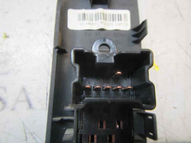 NISSAN 25411ED03A Botón de elevalunas delantero derecho  en stock Valencia