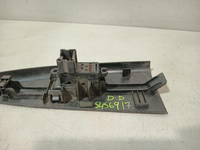 25411ED03A Botón de elevalunas delantero derecho comprar Girona