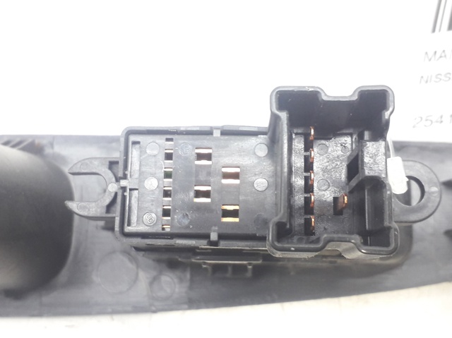 NISSAN 25411JD000 Botón de encendido del motor del elevalunas trasero  comprar en Albacete