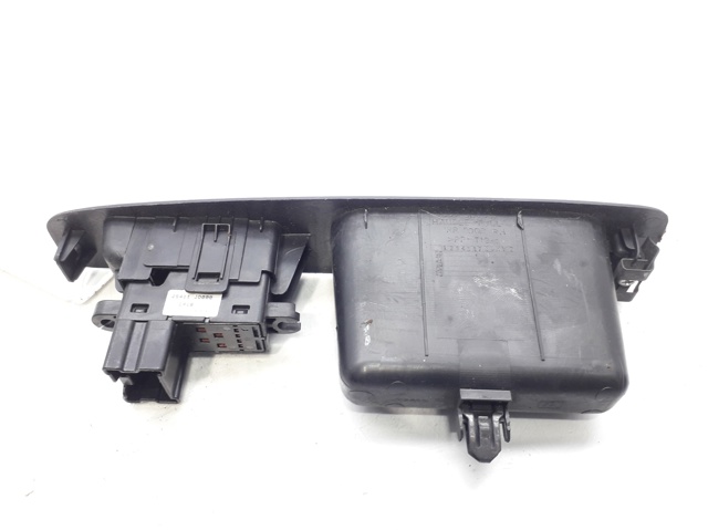 25411JD000 Botón de encendido del motor del elevalunas trasero  comprar en Reus