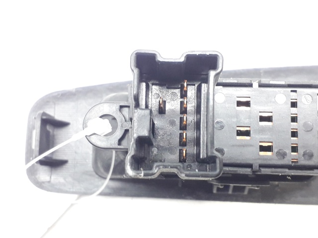 25411JD000 Botón de encendido del motor del elevalunas trasero comprar Girona