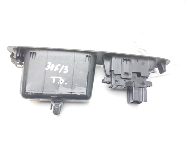 25411JD000 NISSAN Botón de encendido del motor del elevalunas trasero comprar Alcalá