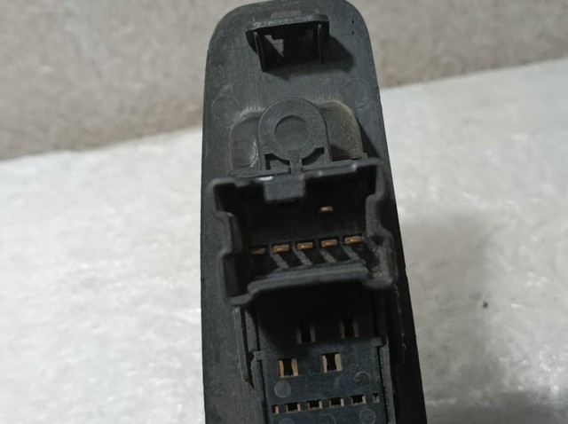 25411JD000 Botón de encendido del motor del elevalunas trasero  en stock Granada