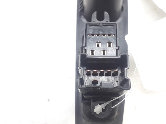 25411JD000 Botón de encendido del motor del elevalunas trasero  comprar en Pontevedra