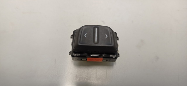 254214937R RENAULT Botón de encendido del motor del elevalunas de la consola central  en stock Huelva