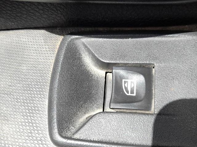 254214937R Botón de encendido del motor del elevalunas de la consola central  comprar en Pontevedra