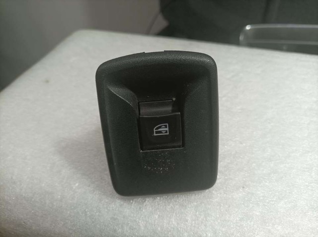 254217475R RENAULT Botón de elevalunas delantero derecho comprar Alcalá