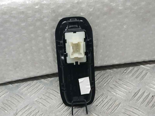 254218614R Botón de elevalunas delantero derecho comprar Girona