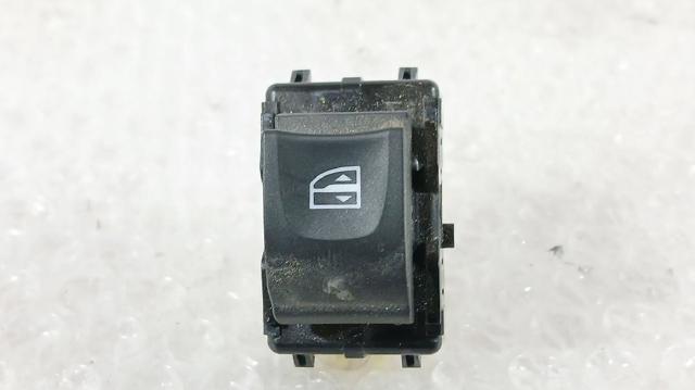 254218614R Botón de elevalunas delantero derecho comprar Sevilla