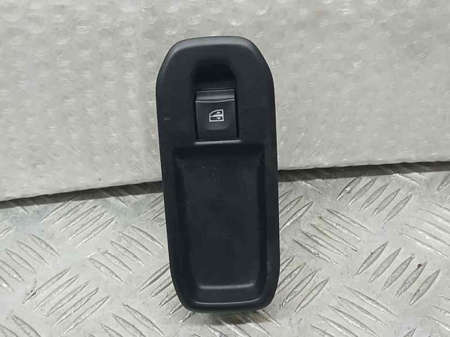 254218614R Botón de encendido del motor del elevalunas delantero derecho  disponible Utrera