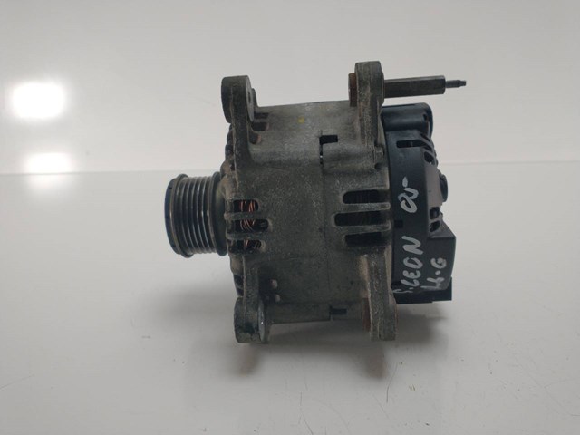 2542695F VAG Alternador  comprar en Jaén
