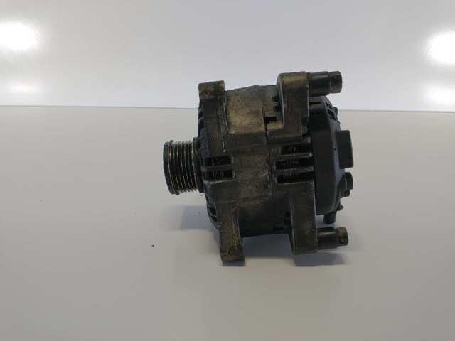 PEUGEOT 2543526A Alternador  en stock Terrassa
