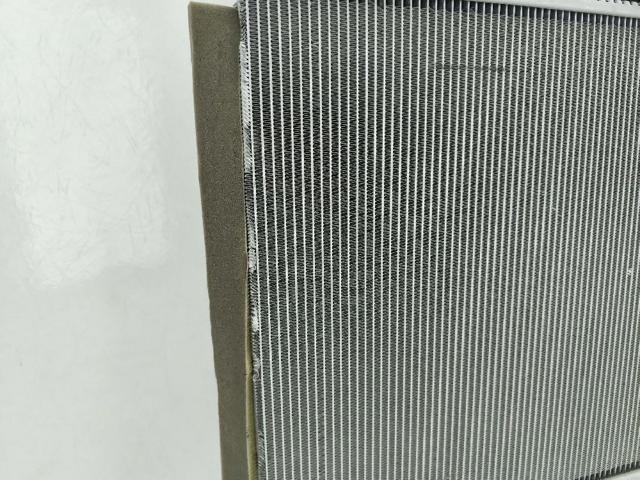 FORD 2545469 Radiador de refrigeración del motor  disponible España