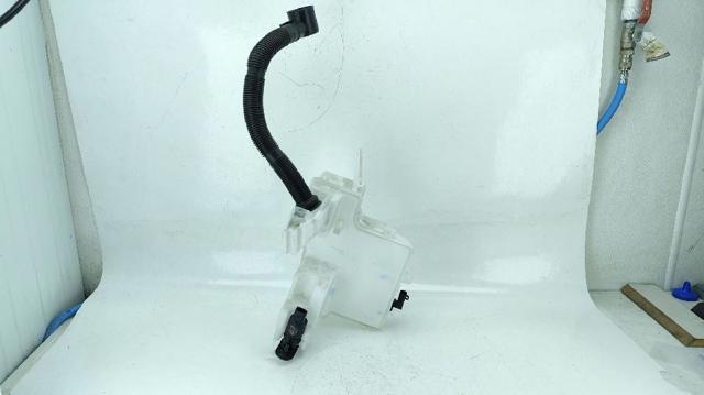 Deposito de agua de limpiaparabrisas Ford Focus IV (HP)