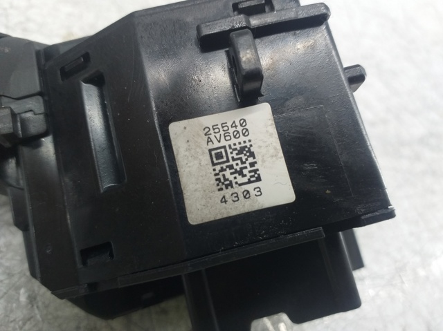 NISSAN 25540AV600 Conmutador izquierdo de la columna de dirección  comprar en Albacete