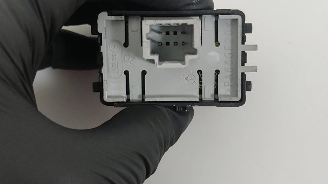 255500002R Renault (RVI)