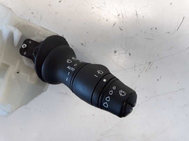 RENAULT 255670019R Conmutador de la columna de dirección completo  disponible Valladolid