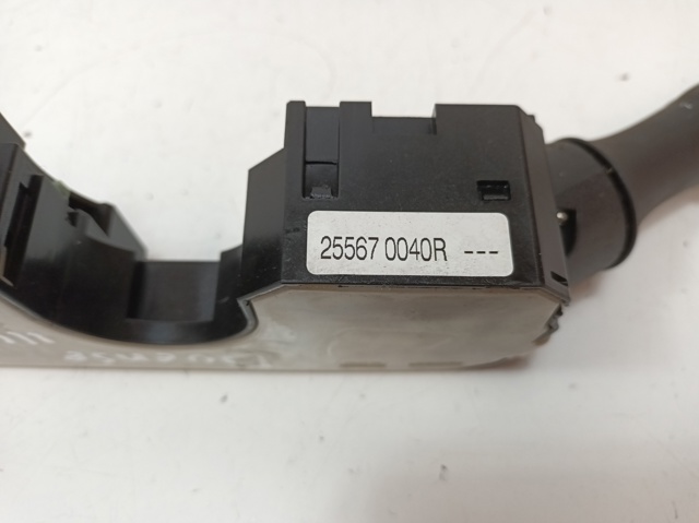 255670040R Renault (RVI)