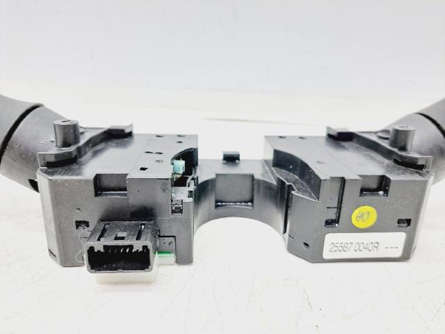 255670040R Conmutador de la columna de dirección completo  disponible Málaga