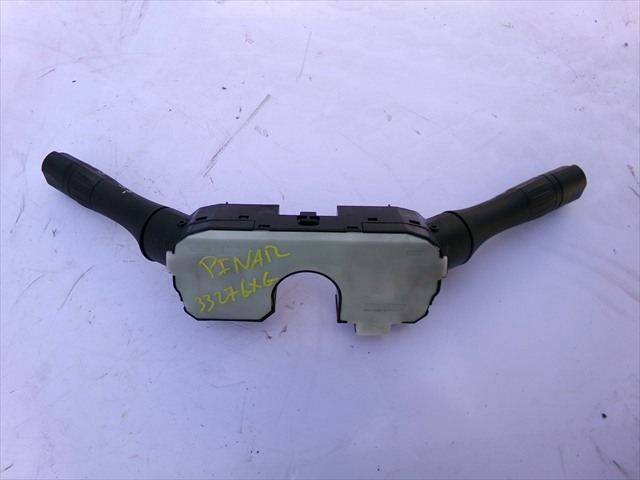 255670040R Conmutador columna dirección  en stock Sabadell