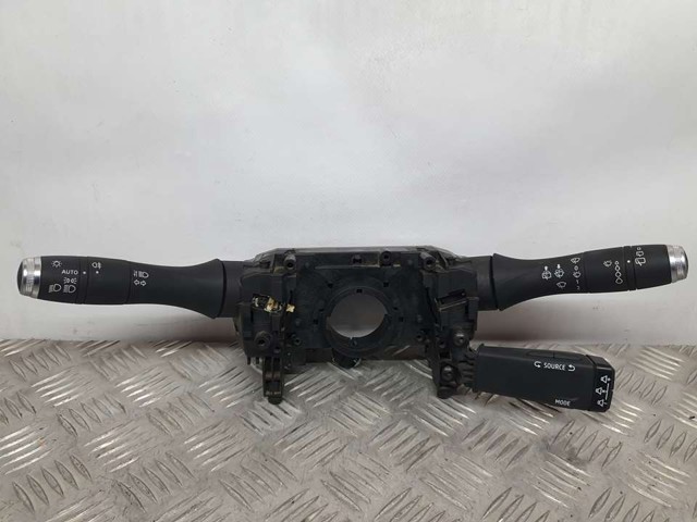 Conmutador columna dirección para Renault Clio B7