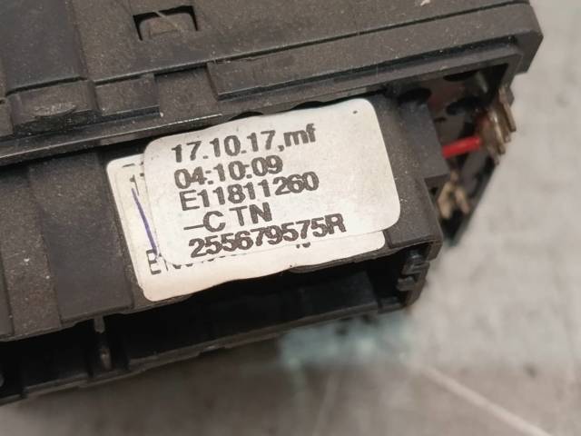 255679575R Renault (RVI)