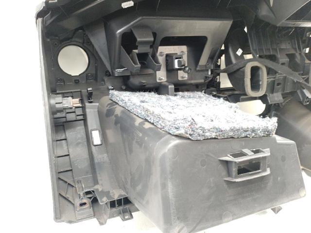 RENAULT 255679575R comprar Pamplona