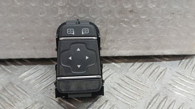 255700068R Renault (RVI)