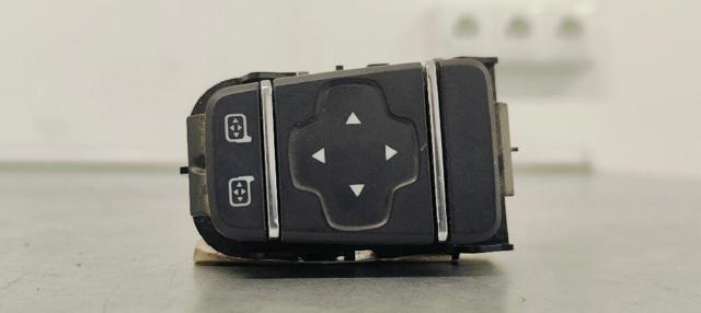 255700068R Renault (RVI)