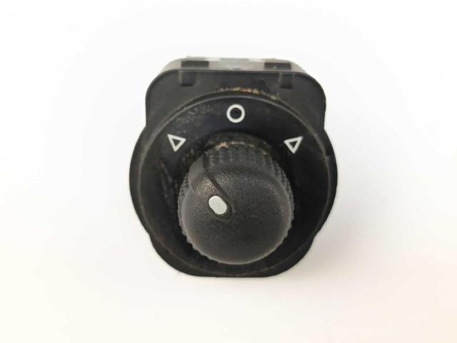 255704649R Opel