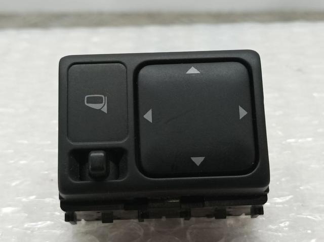 25570AX005 Nissan/Infiniti