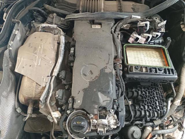 256930 Mercedes