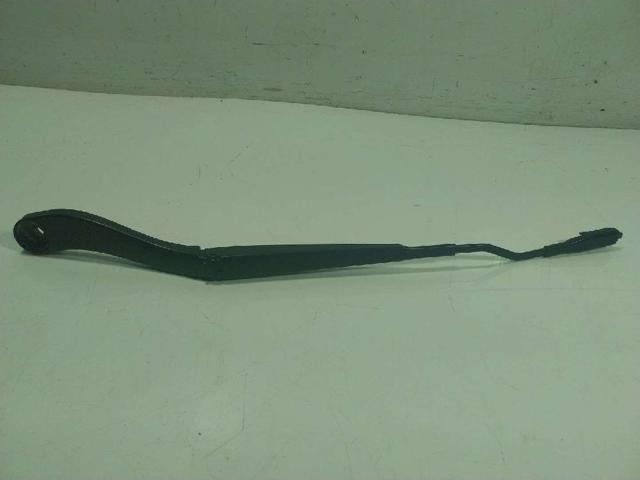 Comprar Brazo del limpiaparabrisas, luna delantera Kuga III DFK
